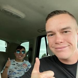 Meet your Posher, Aaron